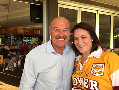 Rugby football star, Wally Lewis, enjoys the Golf Day to raise Epilepsy Awareness